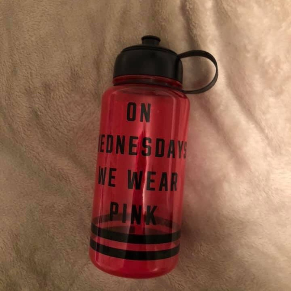 victoria’s secret water bottle
